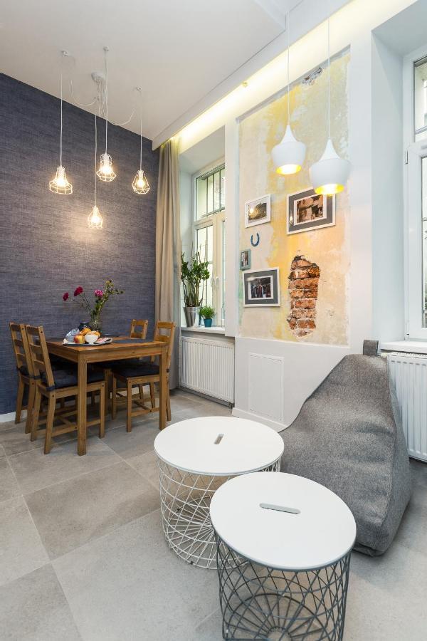 Quiet & Comfortable Old Apartment Krakau